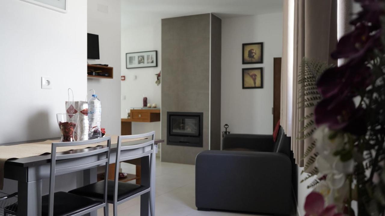 Casas Do Aidro Guest House Freches Exterior photo