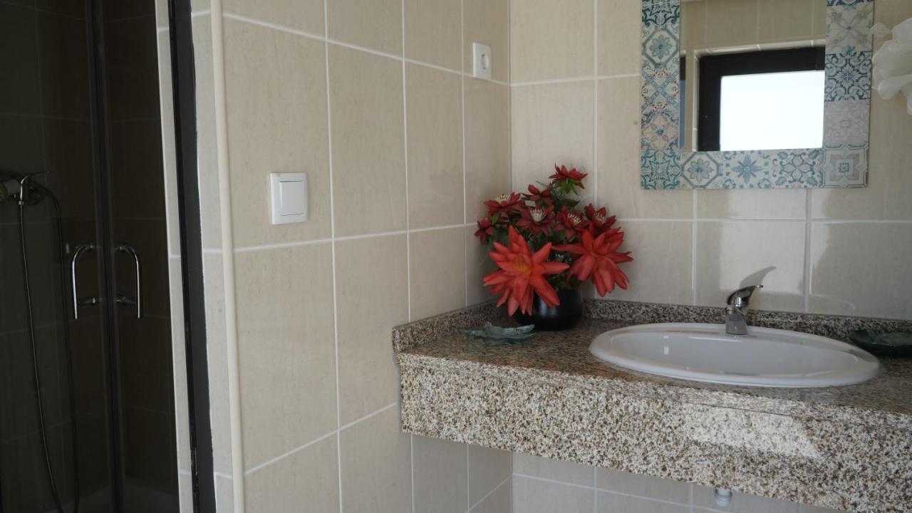Casas Do Aidro Guest House Freches Exterior photo